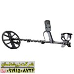 تصویر فلزیاب اکوناکس 900 با نمایش صفحه نمایش دیجیتال و دسته ارگونومیک 09191508724